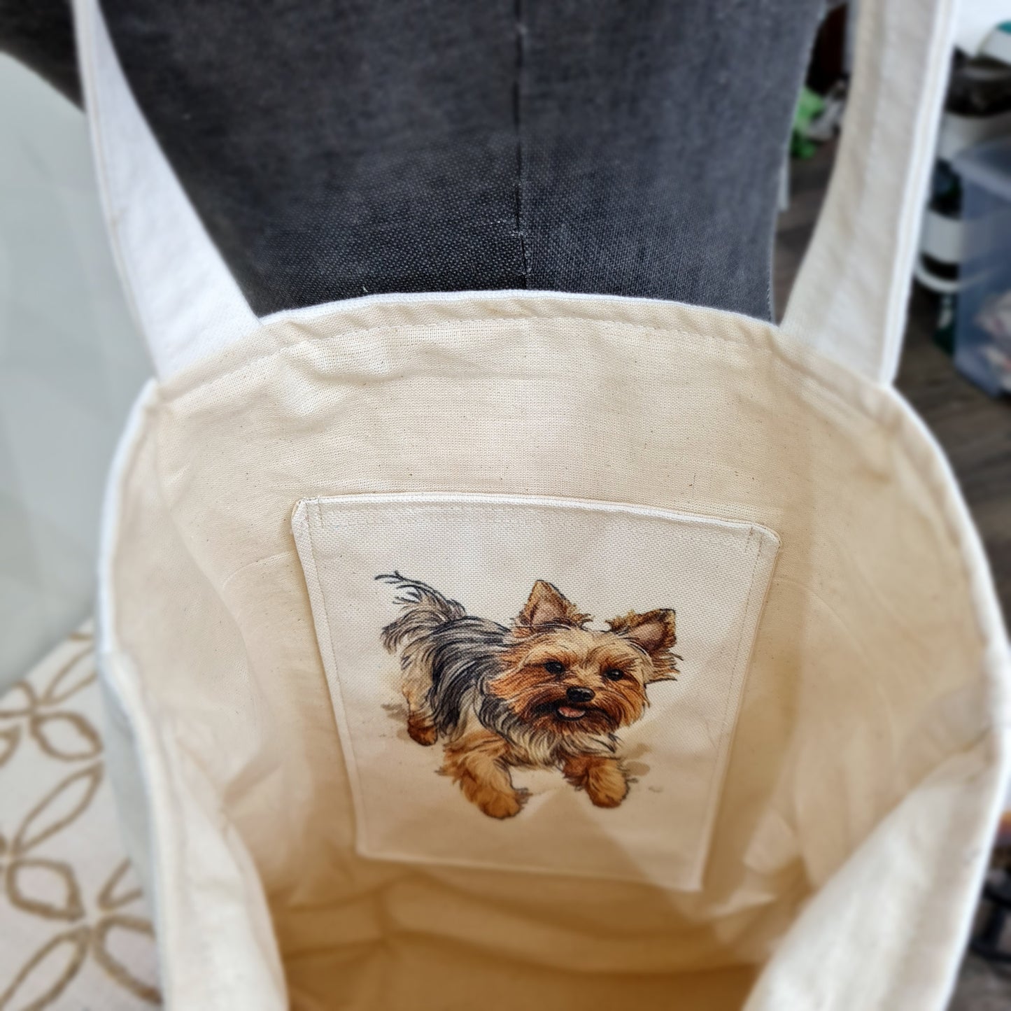 Tote bag