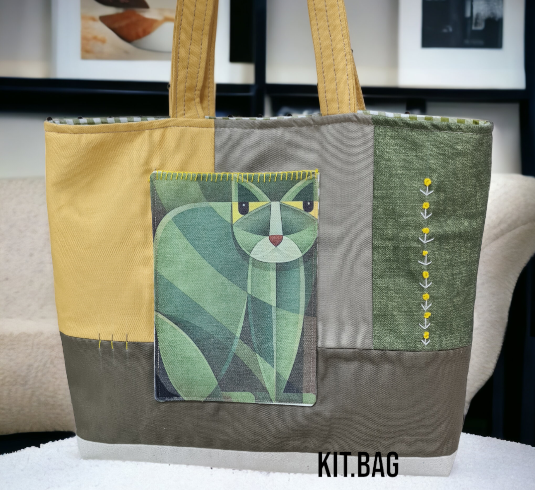 Scrappy tote bag